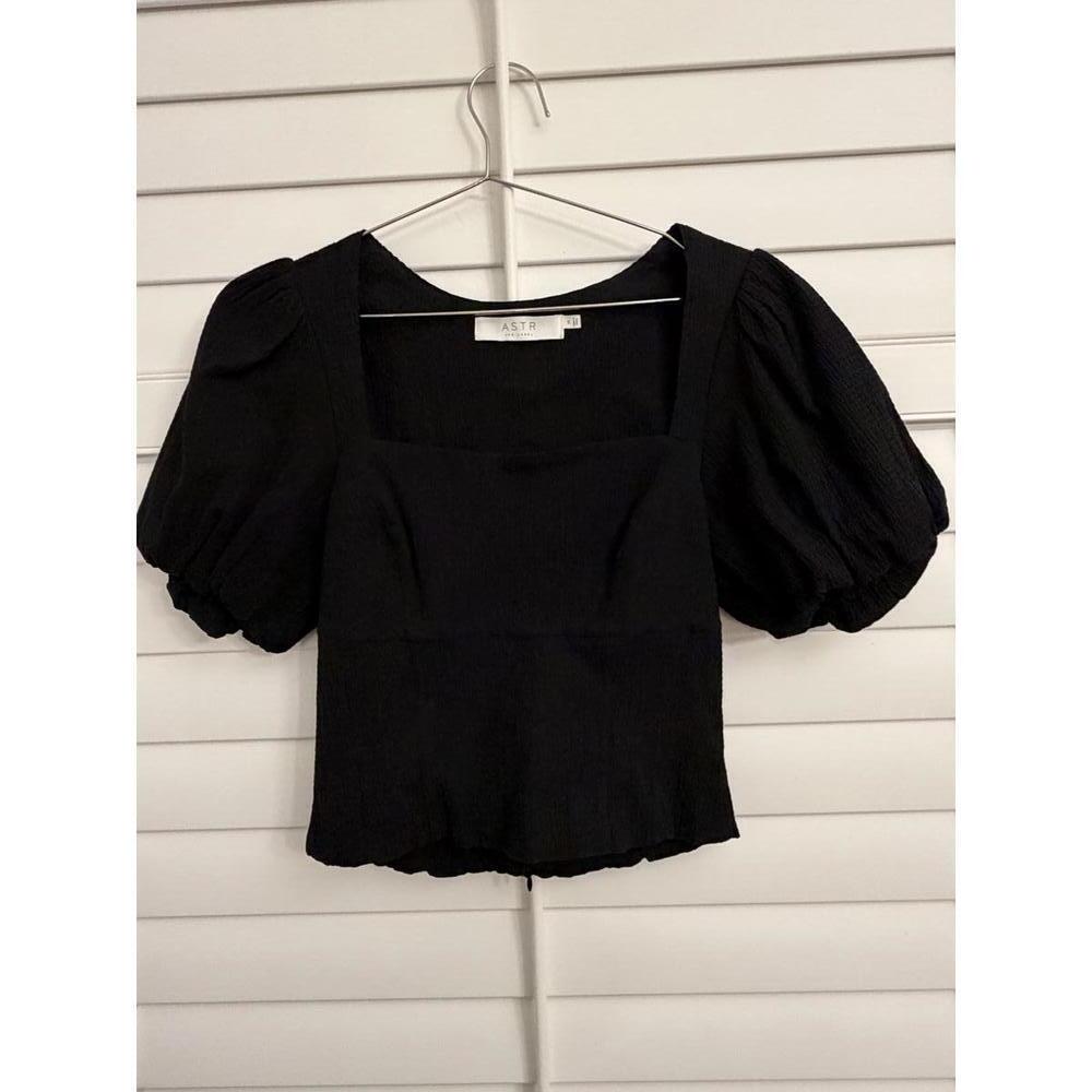 Astr the Label Tanya puff sleeve crop top size Medium